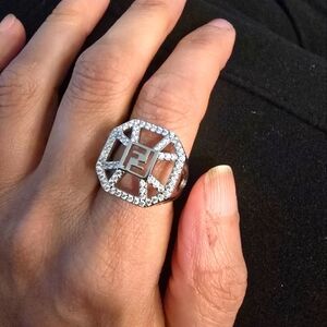 Fendi 18kwgp Elegant Silver Designer Ring